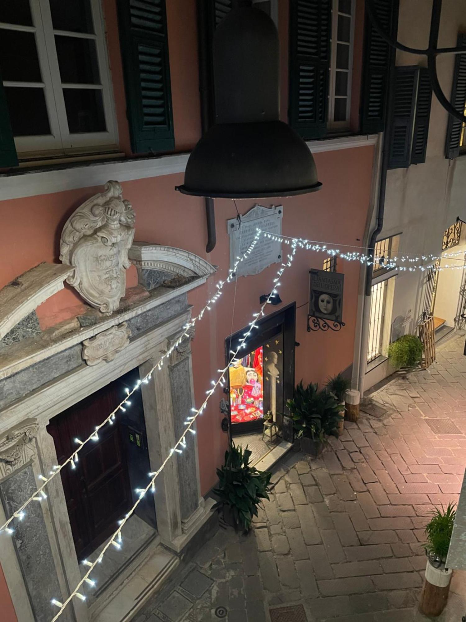 “A Ca Di Amelia” Apartment Savona Bagian luar foto